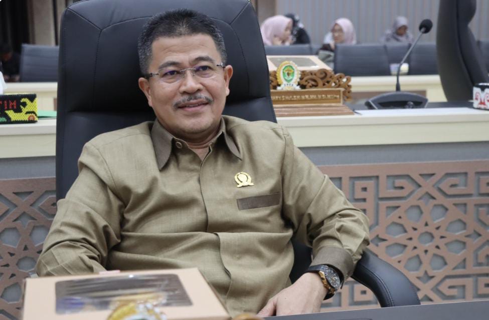 Darlis Pattalongi Apresiasi Kelancaran Keberangkatan Kloter Pertama Haji 2025 di Embarkasi Balikpapan